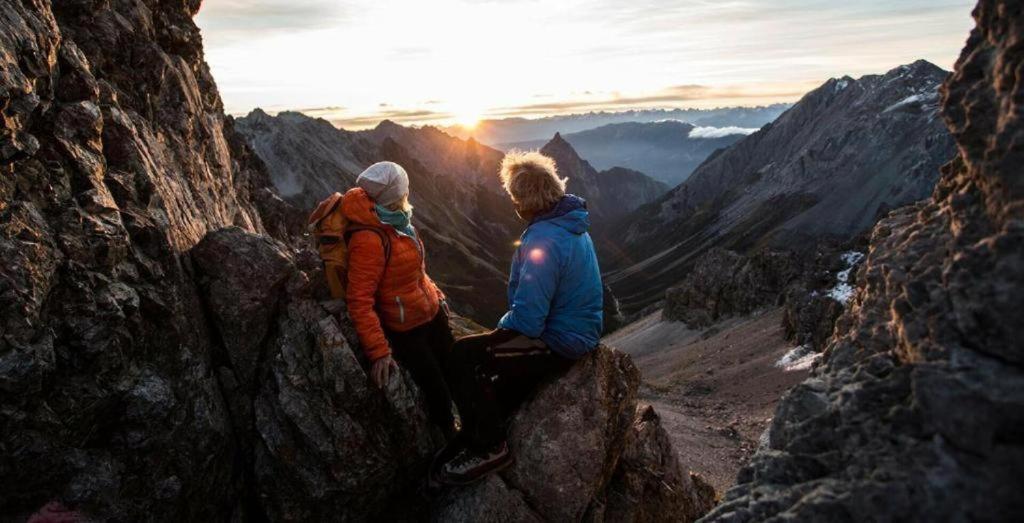 Diese Einfache Unterkunft- Bergheimat Ist Nur Fuer Backpacker- Rucksacktouristen Und Radfahrer - Huettenfeeling Im Backpackerhoues- Ganz Einfach - Ganz Unkompliziert - Ganz Relaxd Villa Linthal Eksteriør bilde